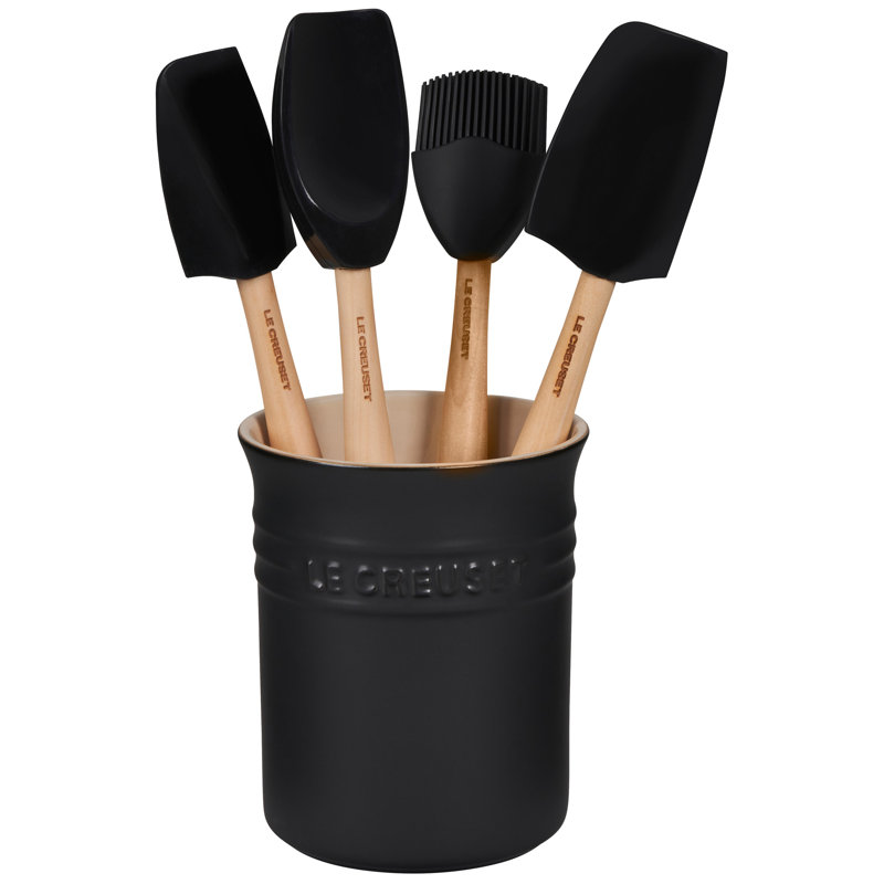 le creuset kitchen utensil set